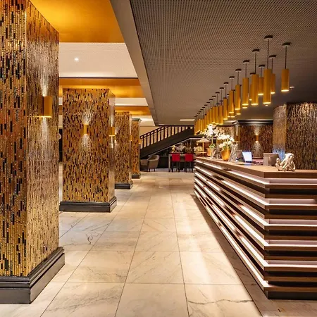 Plaza Premium Timmendorfer Hotel 4*