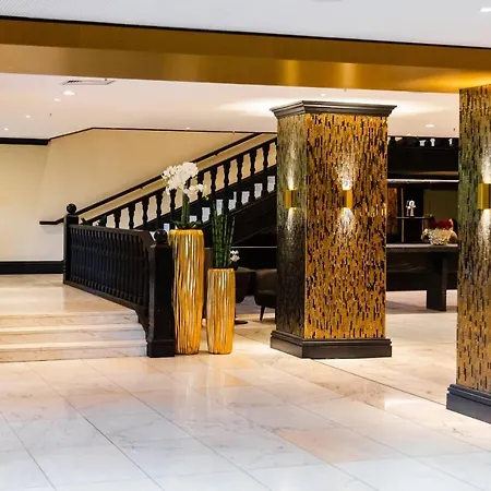 Plaza Premium Timmendorfer Otel 4*