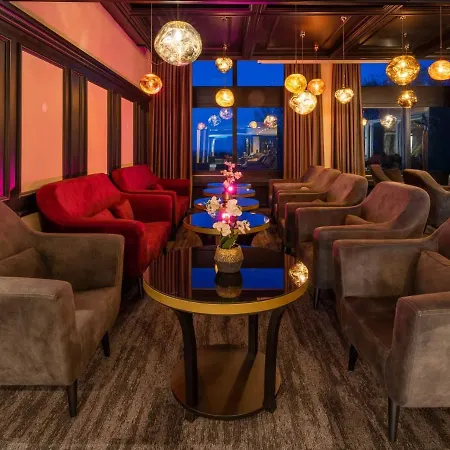 Hotel Plaza Premium Timmendorfer 4*