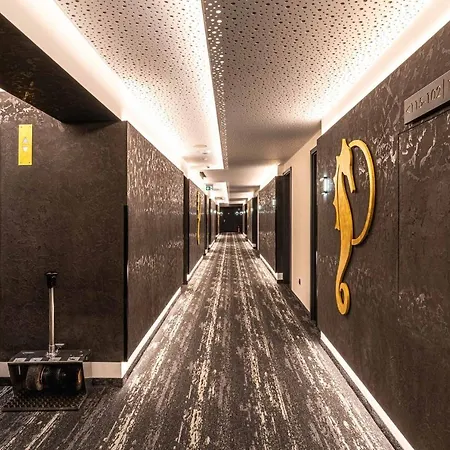 Otel Plaza Premium Timmendorfer 4*
