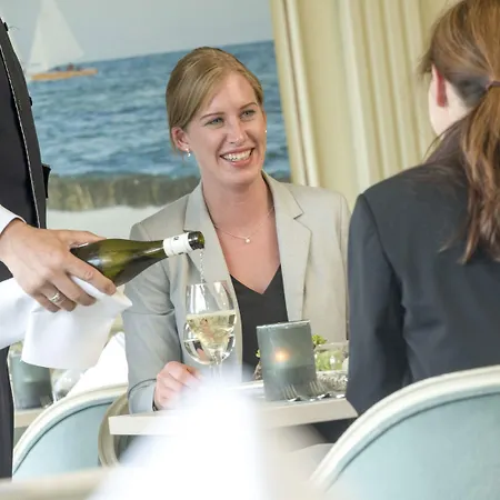 Plaza Premium Timmendorfer Otel Timmendorfer Strand
