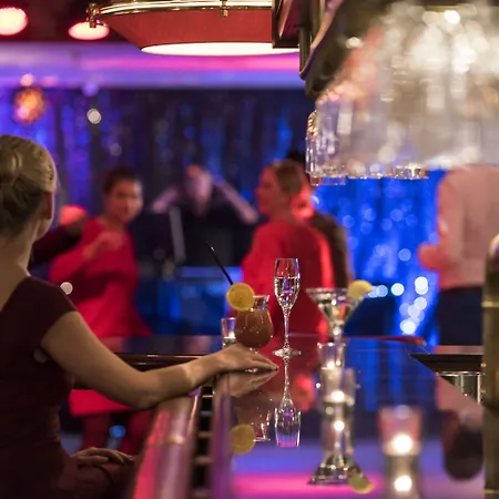 Plaza Premium Timmendorfer Hotel 4*