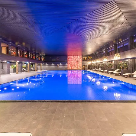 Plaza Premium Timmendorfer تيميندورفير ستراند