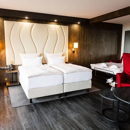 Plaza Premium Timmendorfer 4* טימנדורפר שטרנד