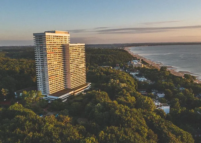 Plaza Premium Timmendorfer Hotel 4*