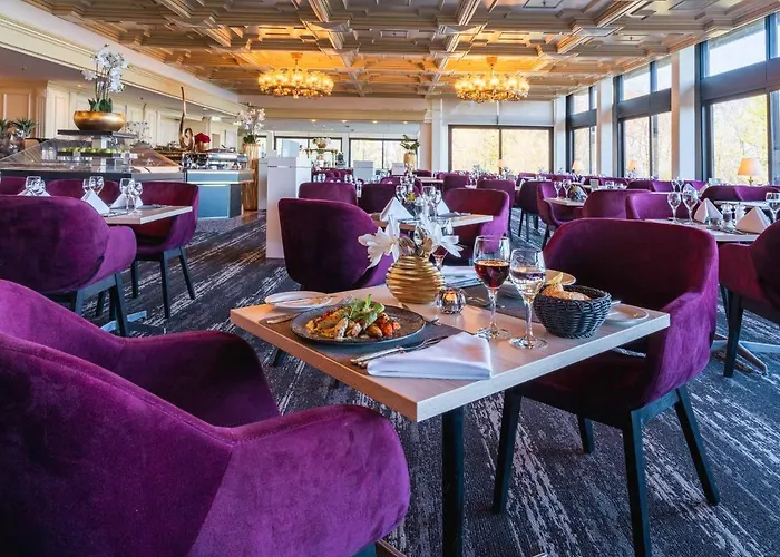 Plaza Premium Timmendorfer Hotel 4*