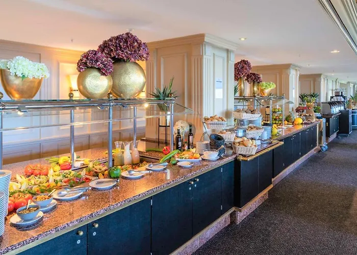 Plaza Premium Timmendorfer 4*