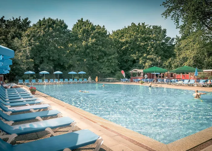 Plaza Premium Timmendorfer تيميندورفير ستراند