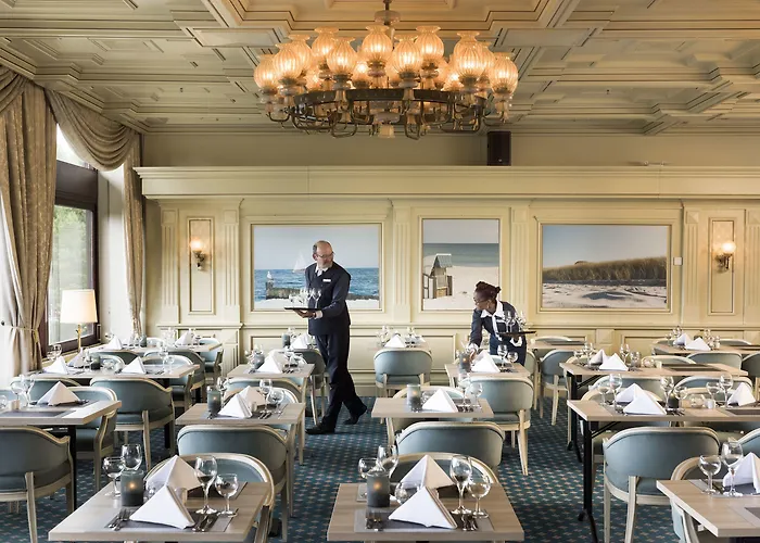 فندق Plaza Premium Timmendorfer تيميندورفير ستراند