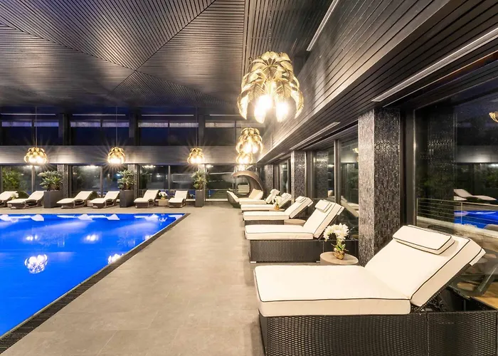 Plaza Premium Timmendorfer